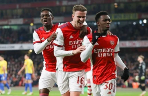  阿森纳年轻前锋爆发，恩凯提亚替补登场上演帽子戏法惊艳全场